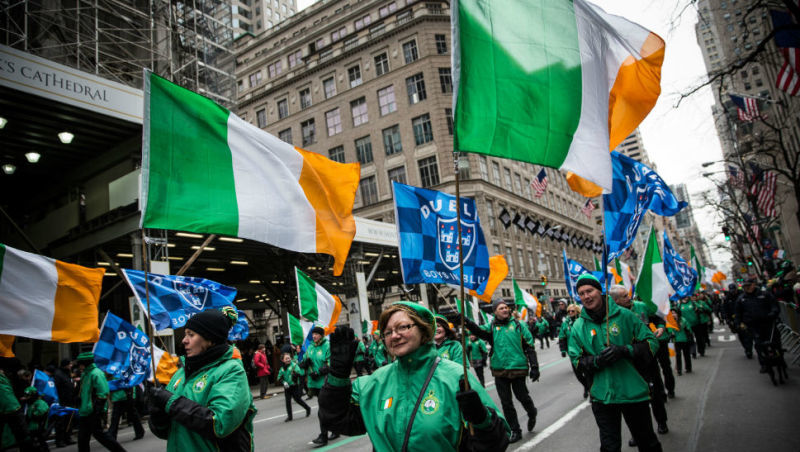 ENTRETENIMIENTO | DÍA DE SAN PATRICIO: POR QUÉ LOS IRLANDESES SE VUELVEN LOCOS POR ESTE SANTO ENTRETENIMIENTO | DÍA DE SAN PATRICIO: POR QUÉ LOS IRLANDESES SE VUELVEN LOCOS POR ESTE SANTO