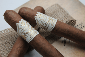  | yarguera-estate-tobacco-h-upmann-2-stick