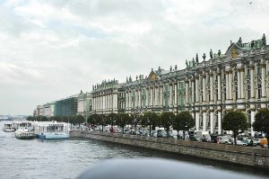  | 9  Rio Neva y el palacio de invierno (Museo Hermitage)_ger