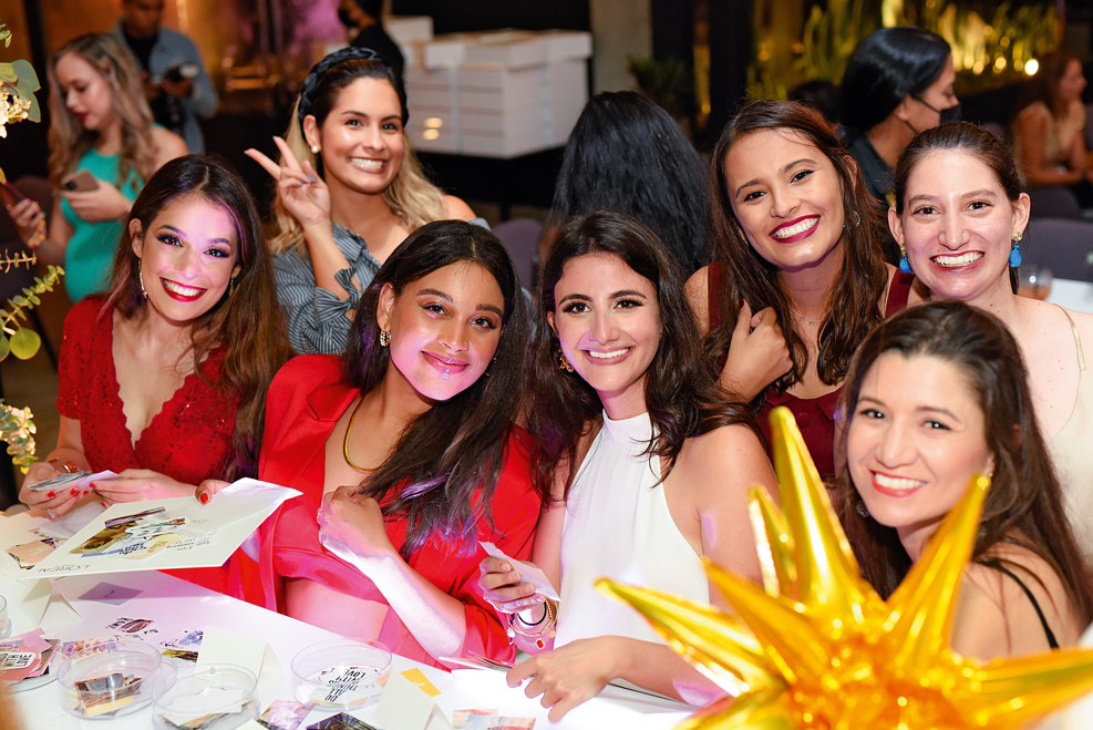 BLINK EVENTOS  | NOCHE BRILLO Y BELLEZA