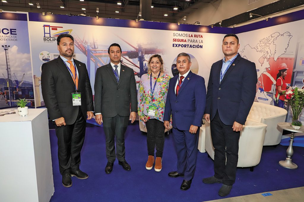 EMPRESARIALES EVENTOS  | VITRINA COMERCIAL EXPOCOMER 2022