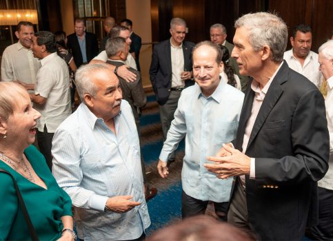  | Bárbara-Urriola,-Carlos-Urriola,-Ricardo-Lince-y-Pedro-Heilbron_ger