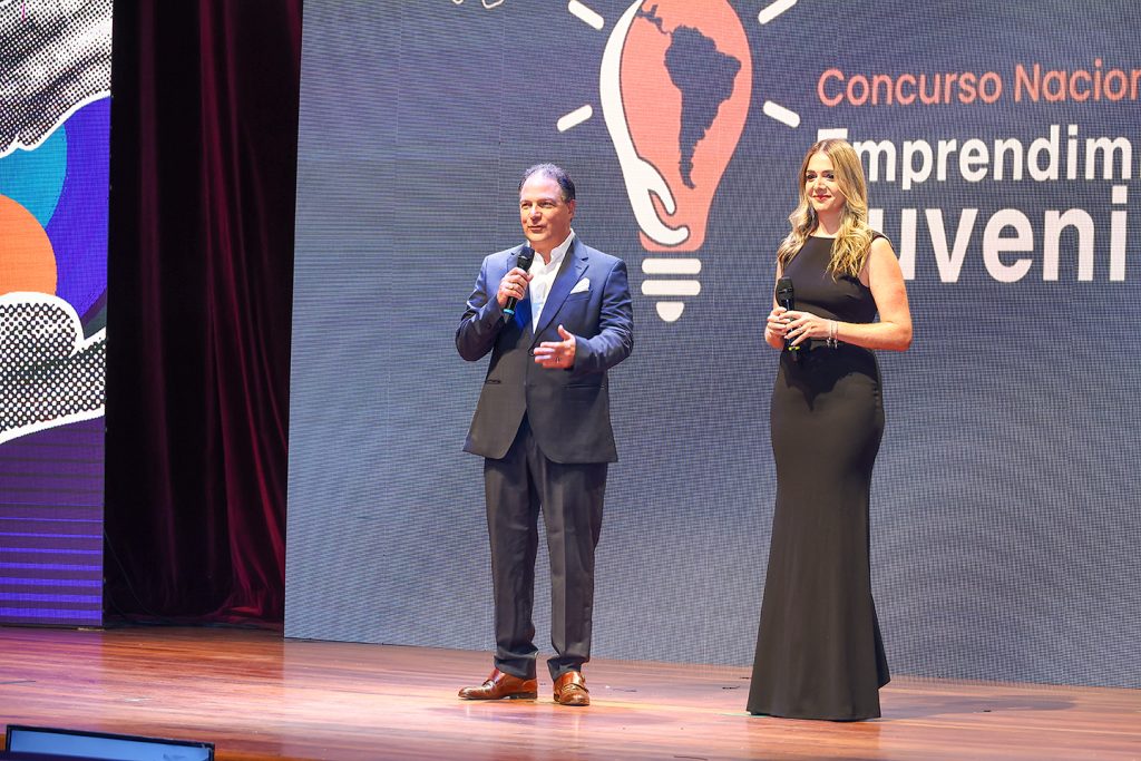 EMPRESARIALES EVENTOS  | UN IMPULSO AL EMPRENDIMIENTO JUVENIL EN PANAMÁ