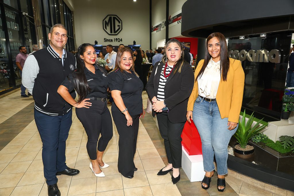 EMPRESARIALES EVENTOS  | LA NUEVA RX9: UNA SUV DE LUJO PENSADA PARA LA FAMILIA MODERNA