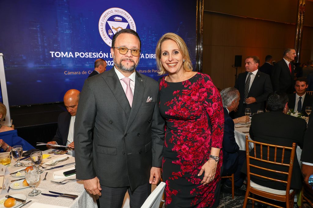 EMPRESARIALES EVENTOS  | Noche de juramentación
