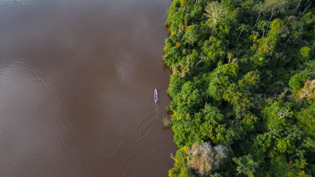 DESTINOS  | BAJO UN GRAN MANTO VERDE | AMAZONÍA PERUANA