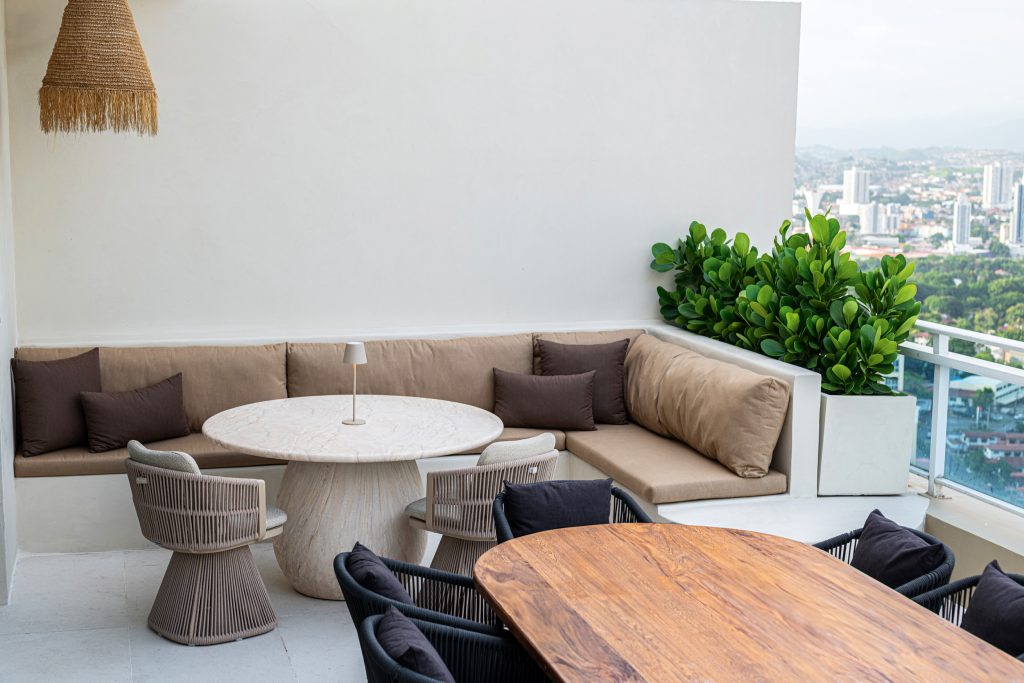 ESPECIALES  | ESPECIAL BIENES Y RAÍCES + DECORACIÓN