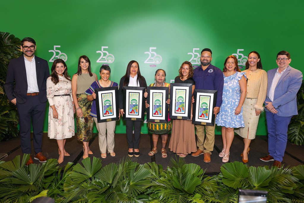 EMPRESARIALES EVENTOS  | DONATIVOS AMBIENTALES FORD