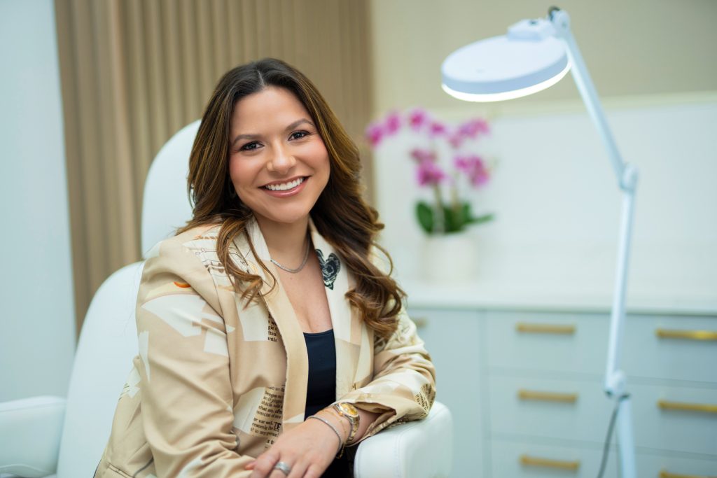 MUJER DE HOY | Amada Suárez MUJER DE HOY | Amada Suárez