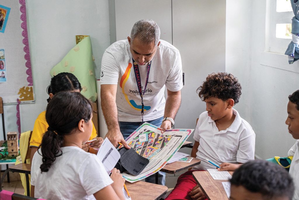 EMPRESARIALES  | Voluntariados desde el Corazón: Transformando comunidades, inspirando futuro.