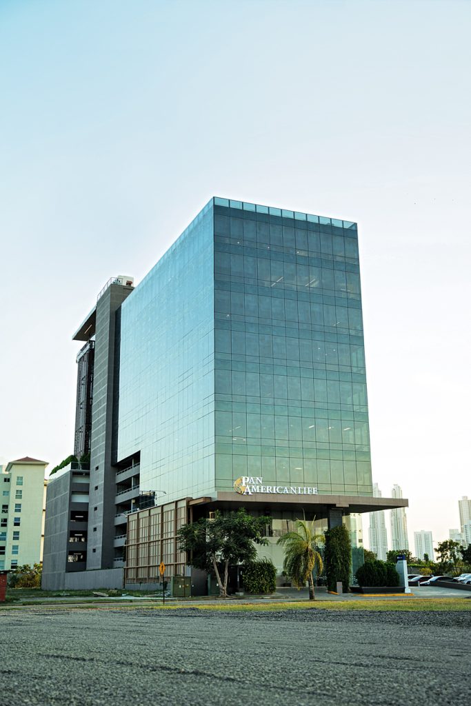 PORTADA | LIDERAZGO QUE TRASCIENDE | JOSÉ S. SUQUET Y TONY ELETA PORTADA | LIDERAZGO QUE TRASCIENDE | JOSÉ S. SUQUET Y TONY ELETA