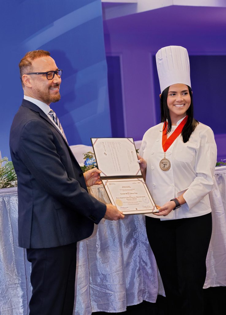 EVENTOS  | THE PANAMA INTERNATIONAL HOTEL SCHOOL CELEBRA LA PROMOCIÓN NO. 21