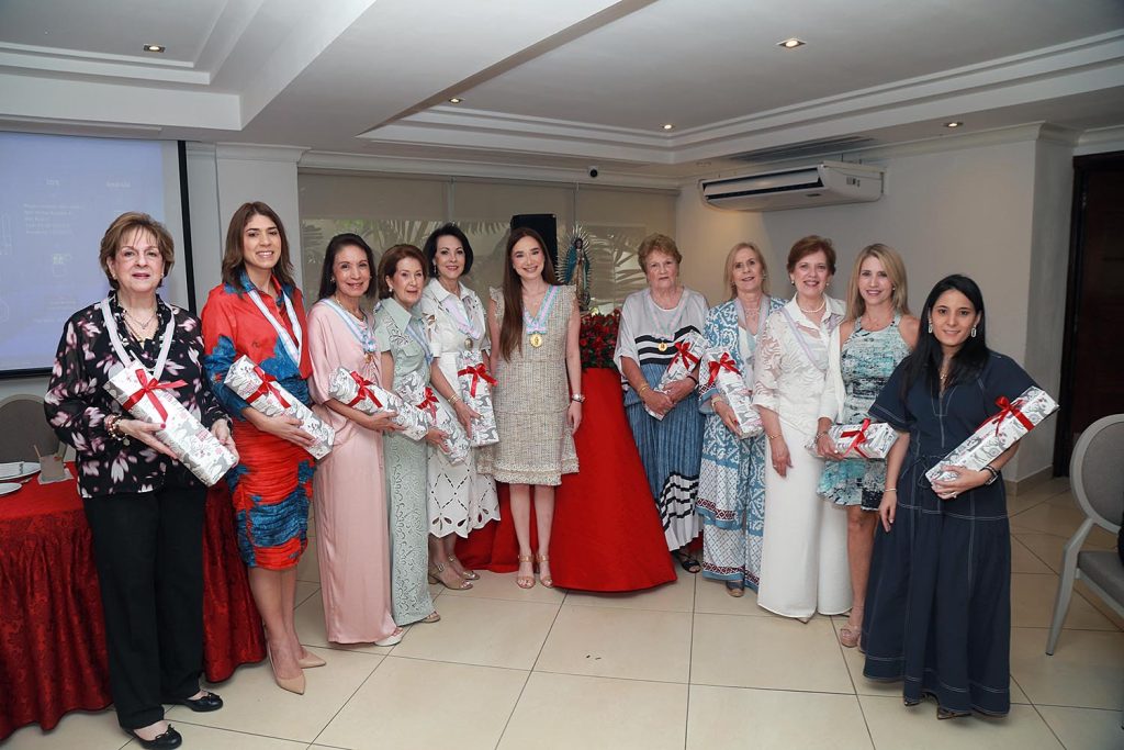 BLINK  | Damas Guadalupanas estrenan directiva