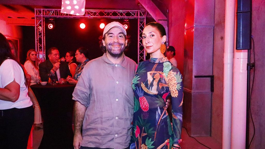 SOCIALES  | Lanzan Seco Oro de Caña