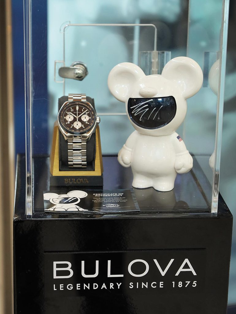 EMPRESARIALES  | THIAGO ROSINHOLE VISITÓ BULOVA EN PANAMÁ