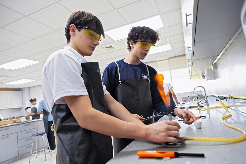 EMPRESARIALES EVENTOS  | Reduciendo la brecha educativa