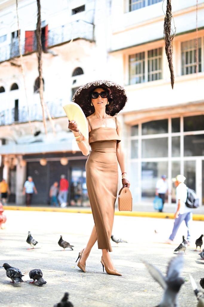 OUTFIT  | María Jota Lovera