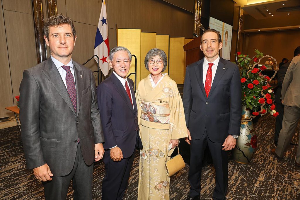 EMPRESARIALES EVENTOS  | NOCHE DE CELEBRACIÓN