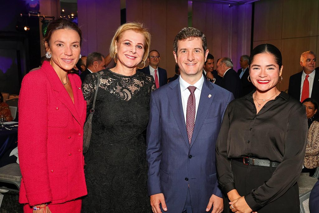 EMPRESARIALES | Liderazgo con dirección EMPRESARIALES | Liderazgo con dirección