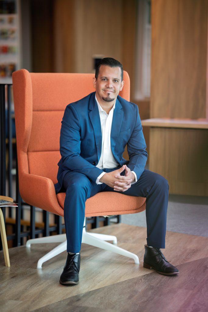 GERENTE DEL MES | equilibrio que inspira | adolfo Chávez GERENTE DEL MES | equilibrio que inspira | adolfo Chávez