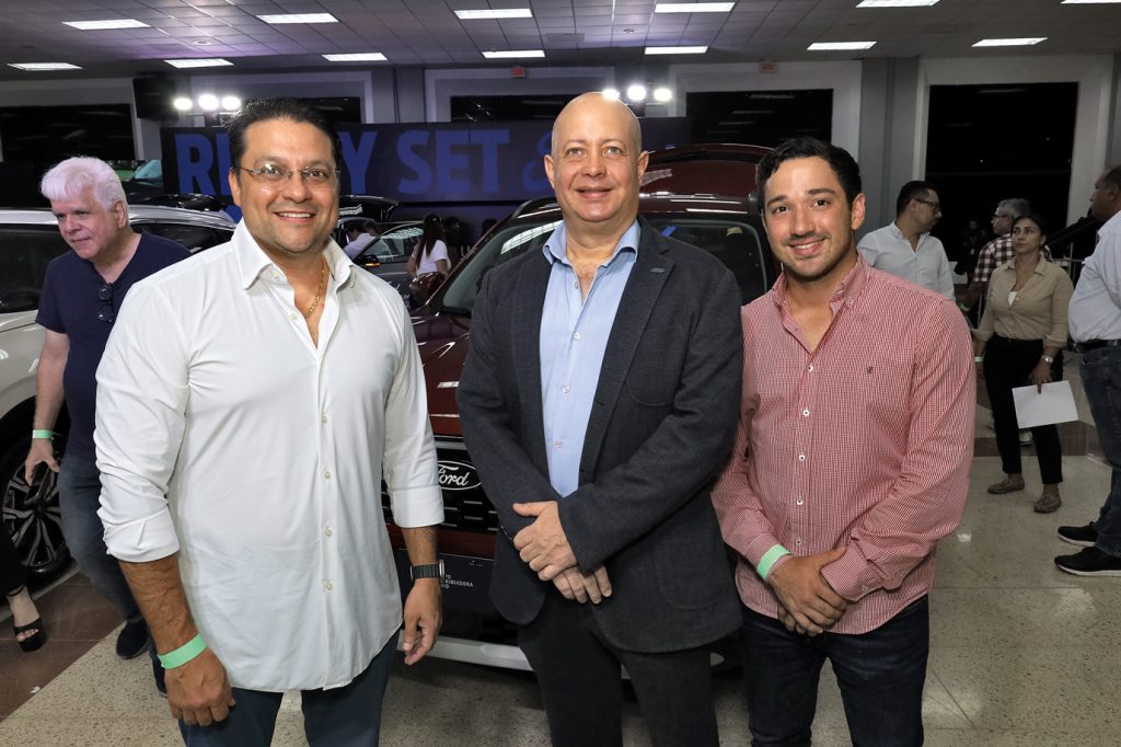 EMPRESARIALES  | EVOLUCIÓN CON NUEVA versión hibrida | Ford