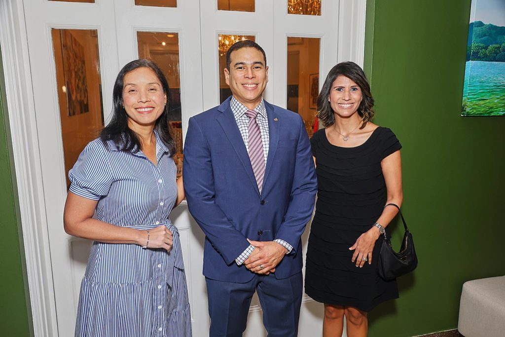 EMPRESARIALES  | Sólidos vínculos