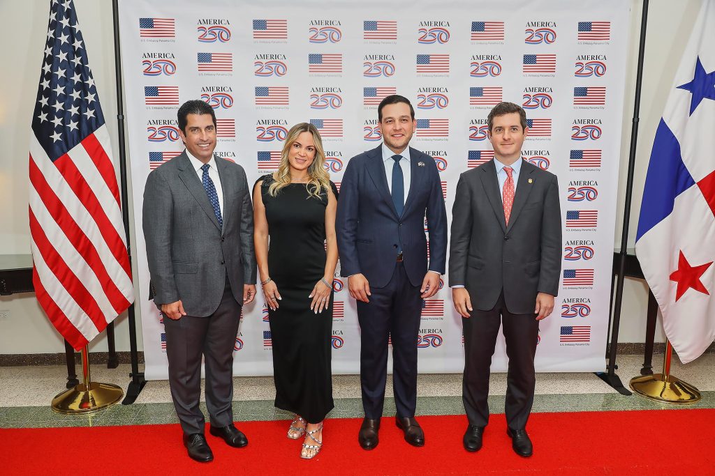 EMPRESARIALES  | Sólidos vínculos