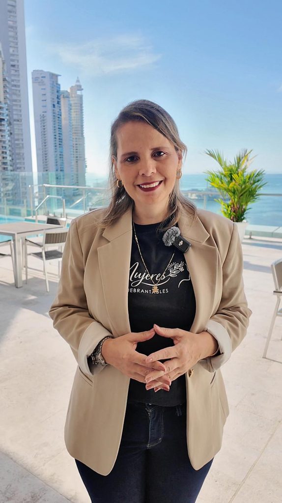 SOCIALES  | FUERZA, SANACIÓN Y LIDERAZGO INTERIOR