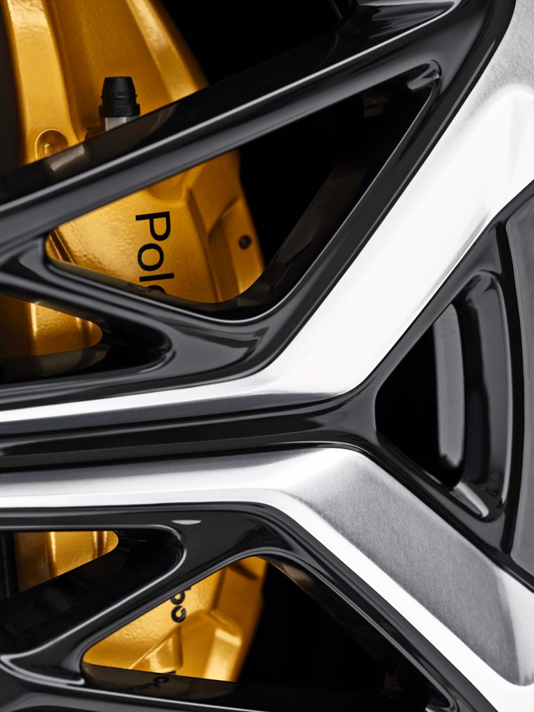 EMPRESARIALES  | Potencia eléctrica con estilo | POLESTAR 5