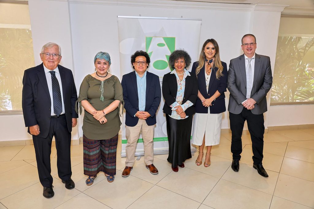 EMPRESARIALES | Reconocen a jurados y patrocinadores EMPRESARIALES | Reconocen a jurados y patrocinadores