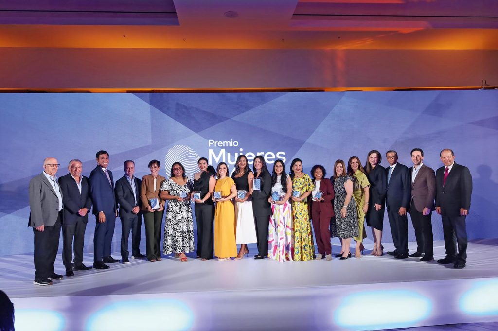 EMPRESARIALES | RECONOCIMIENTO AL LIDERAZGO FEMENINO EMPRESARIALES | RECONOCIMIENTO AL LIDERAZGO FEMENINO