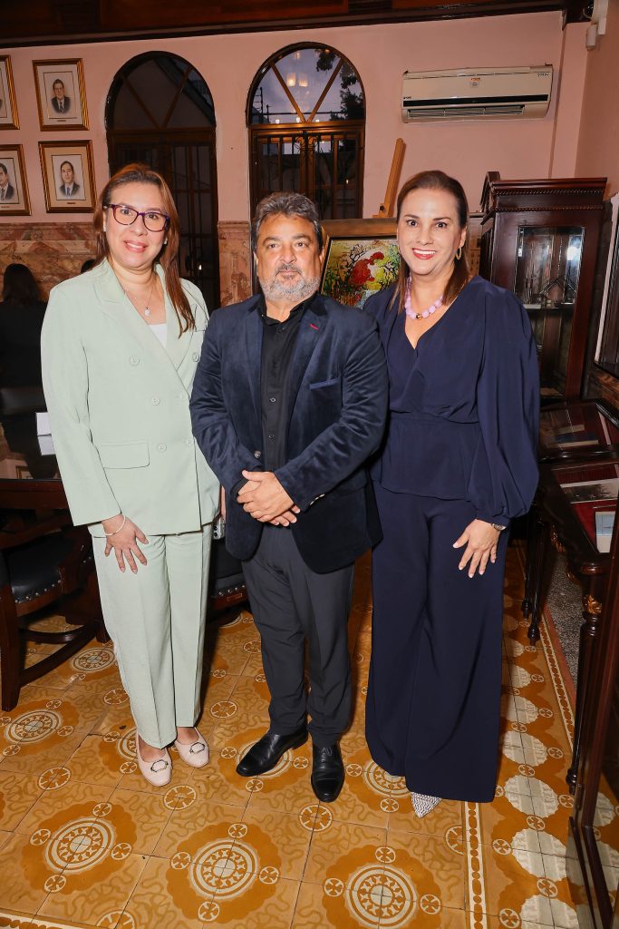 EMPRESARIALES | VITRINA PARA EL TALENTO LOCAL Y LA CULTURA PANAMEÑA EMPRESARIALES | VITRINA PARA EL TALENTO LOCAL Y LA CULTURA PANAMEÑA