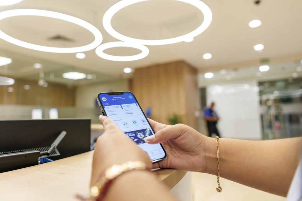 EMPRESARIALES | Innovar sin perder la esencia: la evolución de Caja de Ahorros hacia una banca más humana y cercana EMPRESARIALES | Innovar sin perder la esencia: la evolución de Caja de Ahorros hacia una banca más humana y cercana