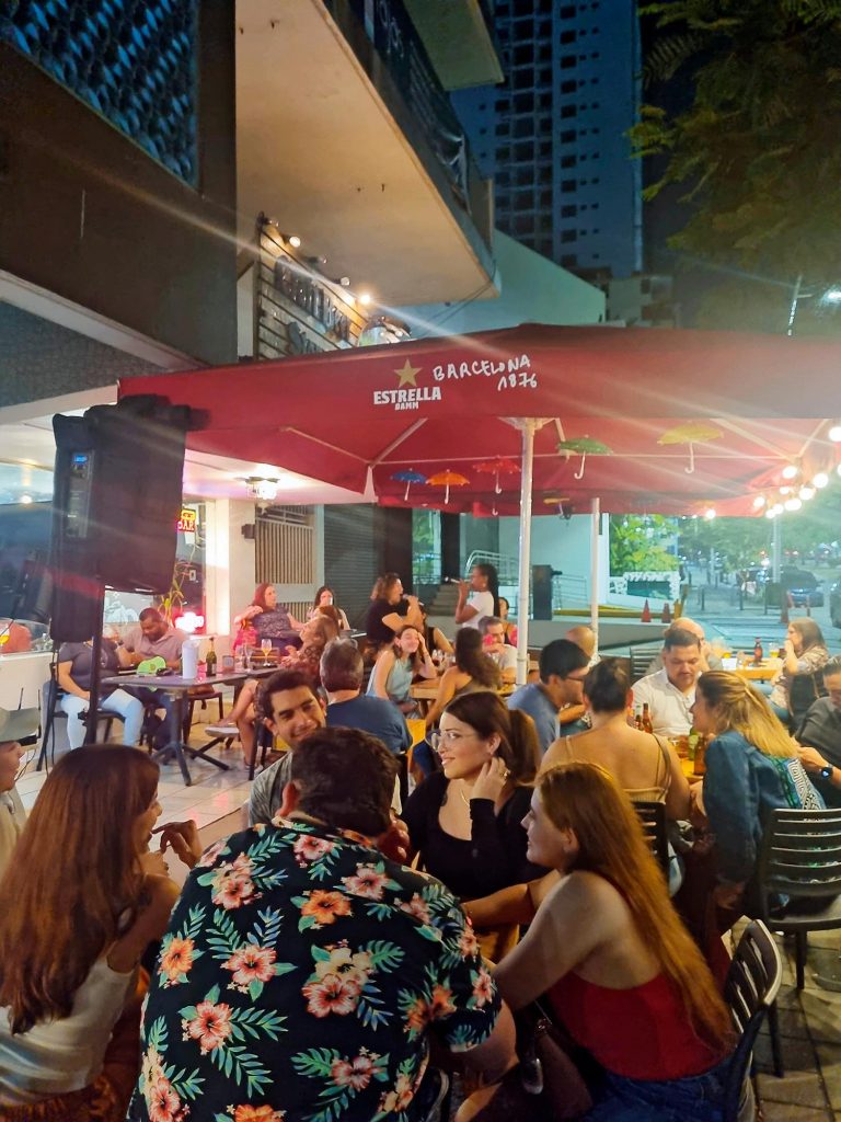 EVENTOS GOURMET | UNA HISTORIA DE UNIÓN FAMILIAR, PERSEVERANCIA Y DINAMISMO EVENTOS GOURMET | UNA HISTORIA DE UNIÓN FAMILIAR, PERSEVERANCIA Y DINAMISMO