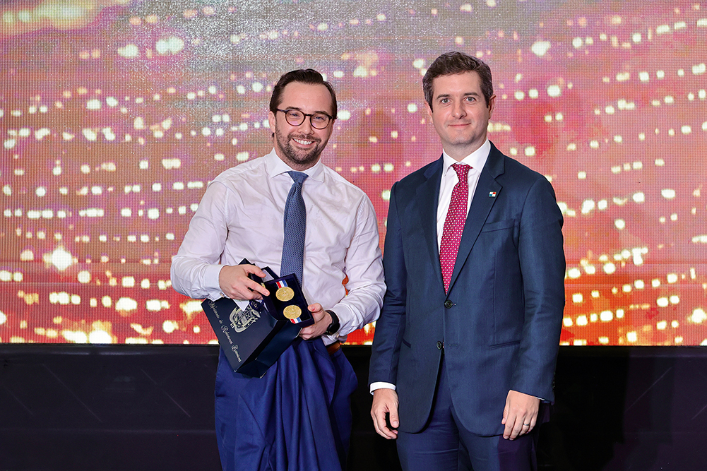 EMPRESARIALES  | CENA EMPRESARIAL