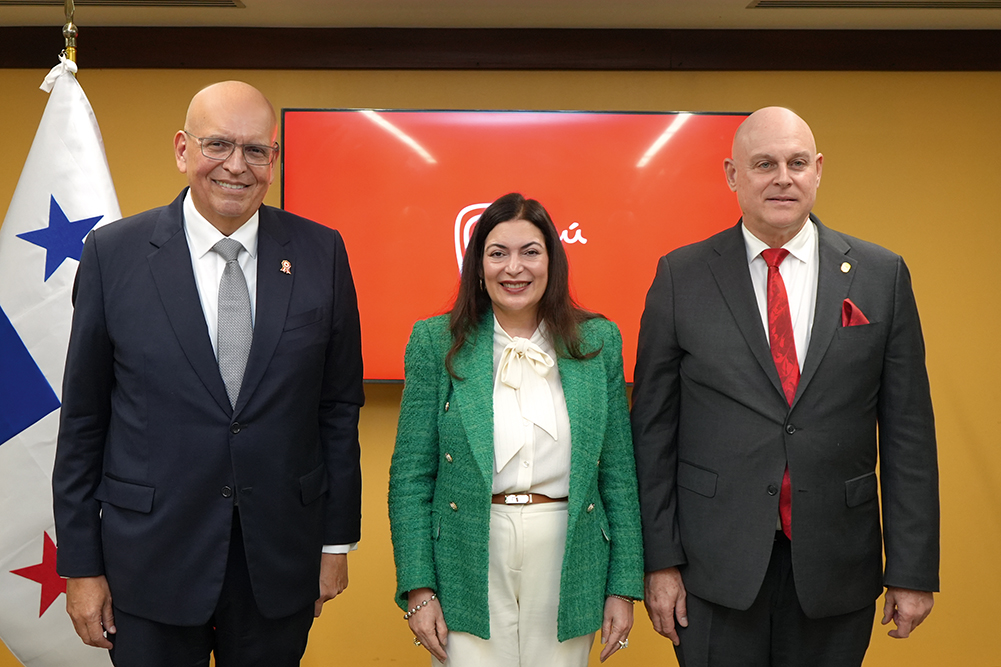 CULTURALES | Perú celebra su independencia CULTURALES | Perú celebra su independencia