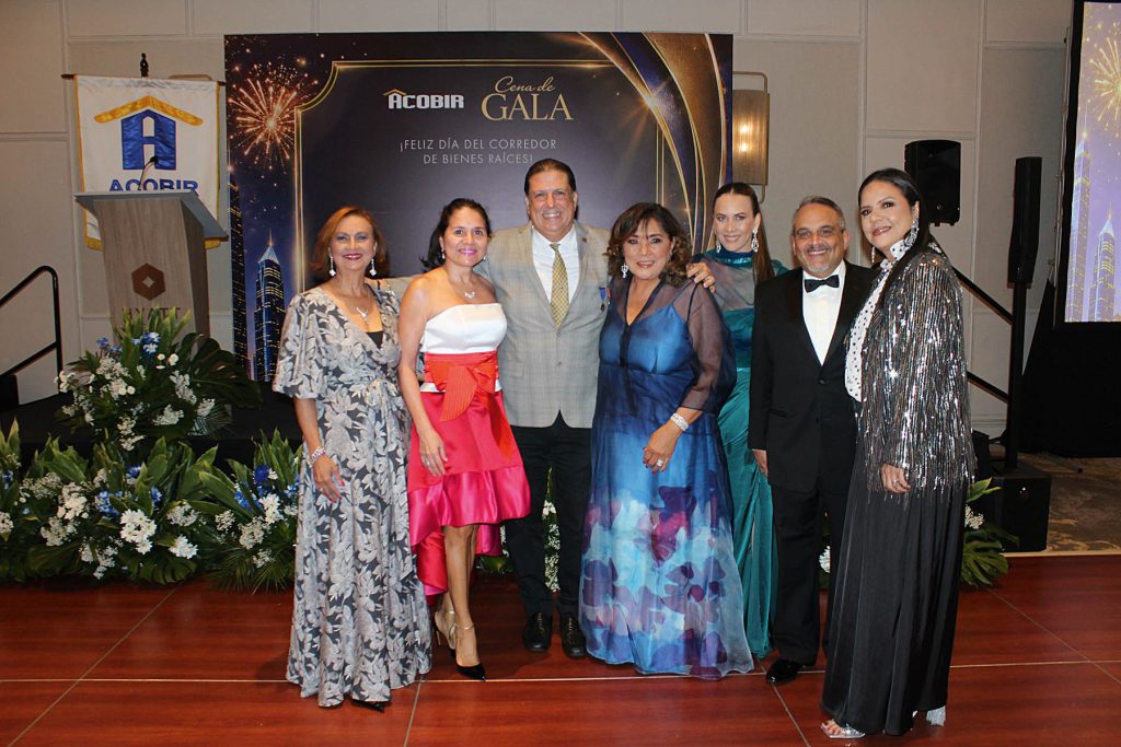 EMPRESARIALES | Noche Solidaria EMPRESARIALES | Noche Solidaria