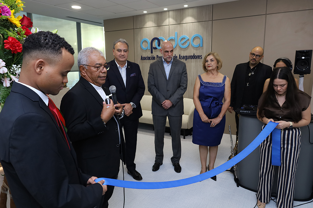 EMPRESARIALES  | NUEVAS OFICINAS APADEA
