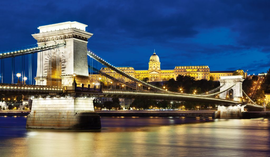 DESTINOS | BUDAPEST- ENTRE DOS ORILLAS DESTINOS | BUDAPEST- ENTRE DOS ORILLAS