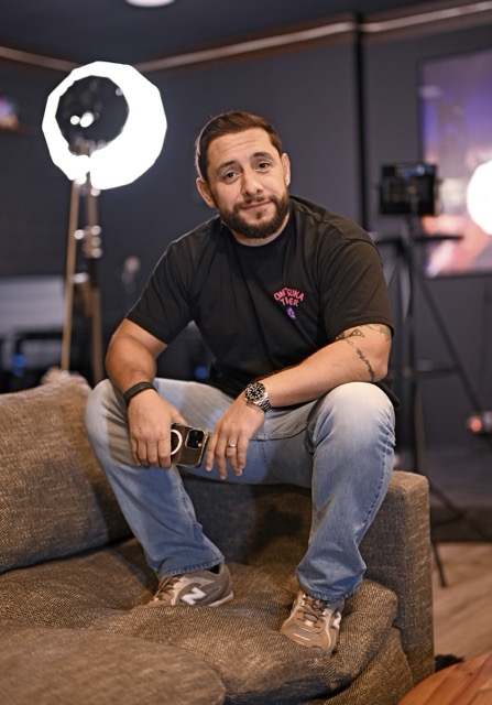 OVERVIEW  | OLI MEZA