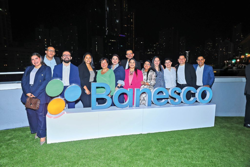 EMPRESARIALES EVENTOS  | Banesco Panamá renueva su imagen