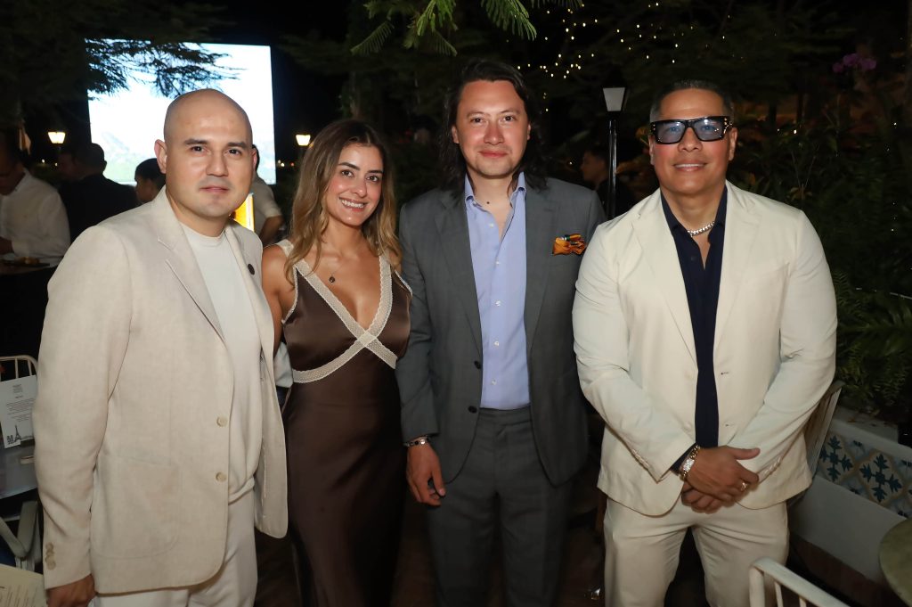 EVENTOS SOCIALES | BRINDIS PARISINO EVENTOS SOCIALES | BRINDIS PARISINO
