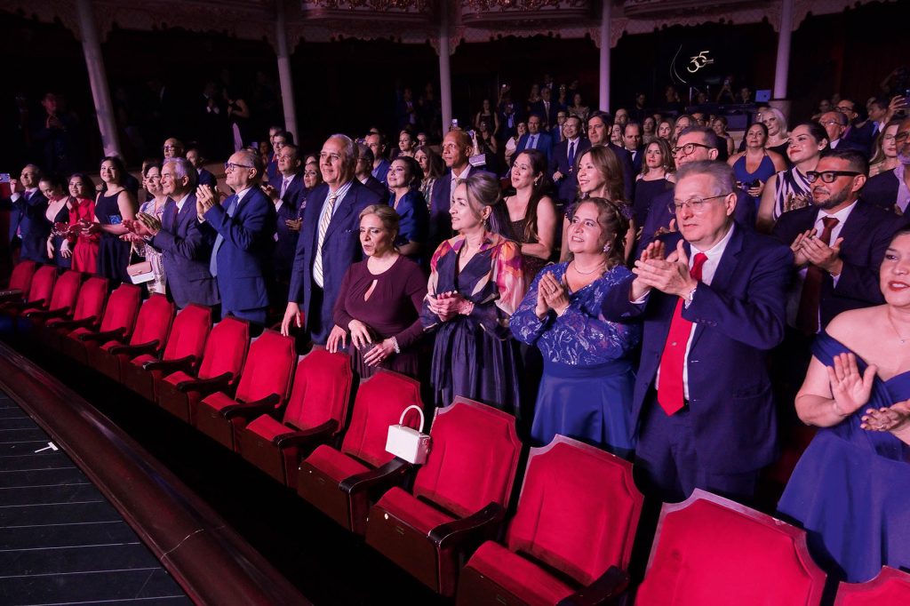 EMPRESARIALES EVENTOS  | TELERED CELEBRA 35 AÑOS CON UNA NOCHE ESPECIAL EN EL TEATRO NACIONAL