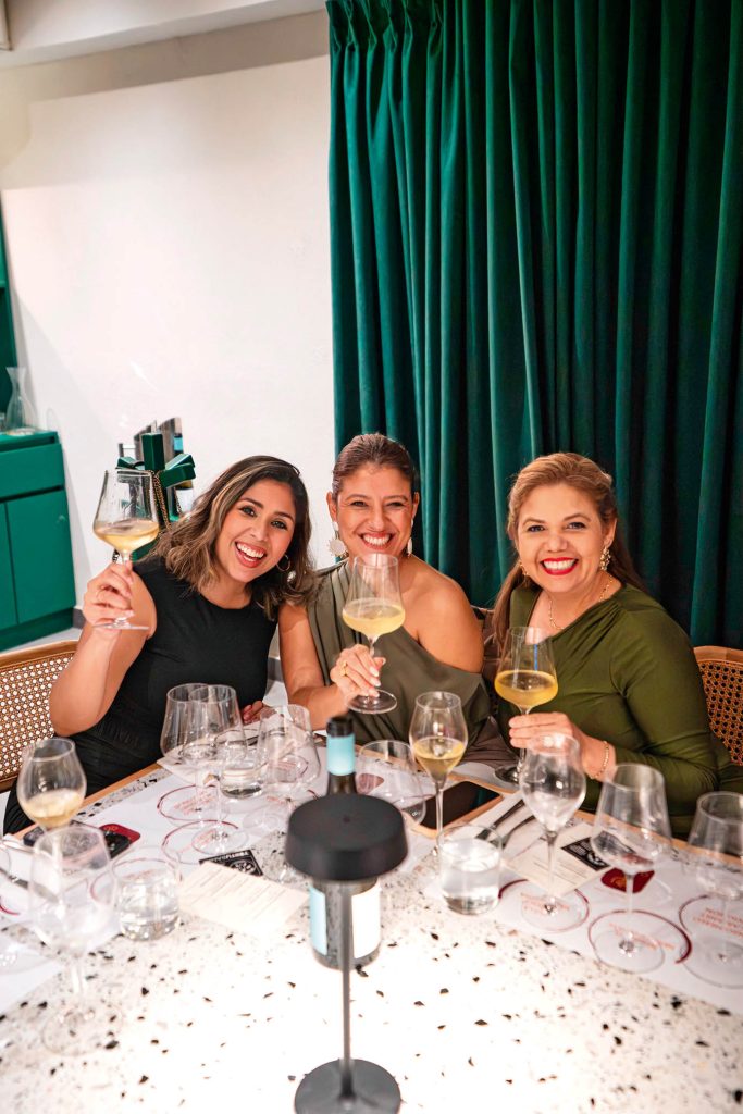 EVENTOS SOCIALES | UNA NOCHE PARA PROTEGER A LAS TORTUGAS MARINAS EVENTOS SOCIALES | UNA NOCHE PARA PROTEGER A LAS TORTUGAS MARINAS