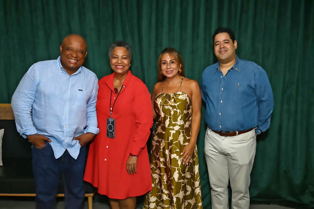 EVENTOS SOCIALES | UNA NOCHE PARA PROTEGER A LAS TORTUGAS MARINAS EVENTOS SOCIALES | UNA NOCHE PARA PROTEGER A LAS TORTUGAS MARINAS